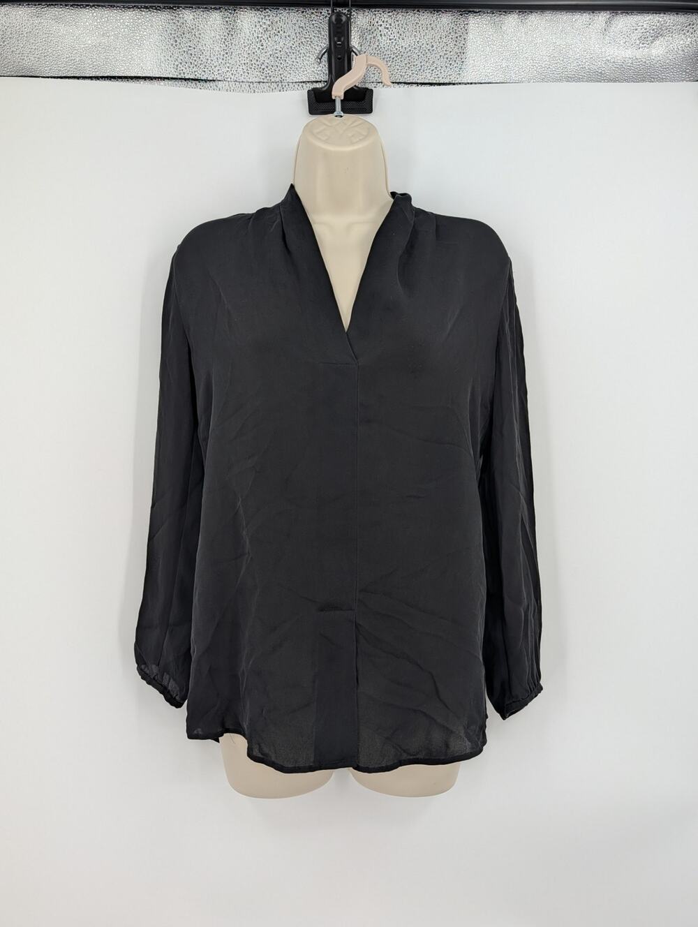 Theory 100% Silk Black Long Sleeve Blouse Size P (XS) Career Office Quiet Luxury